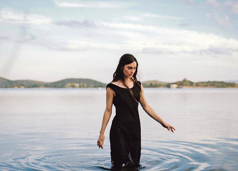 Melodies and Memories: Lisa Mitchell Set to Serenade Bellingen